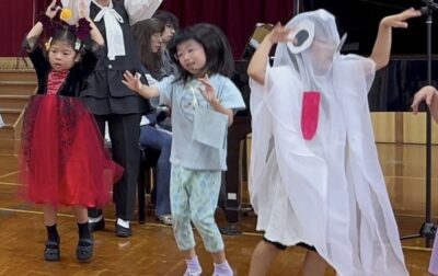 京都南区の吉祥院小学校のイベントで聴いて、踊ってみんなが楽しめるピアノ演奏！