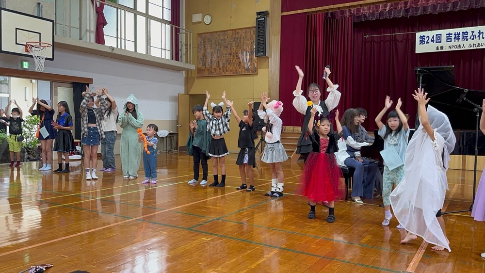 京都市南区の吉祥院小学校の地域イベントに聴いて踊って楽しいピアノ演奏で参加！