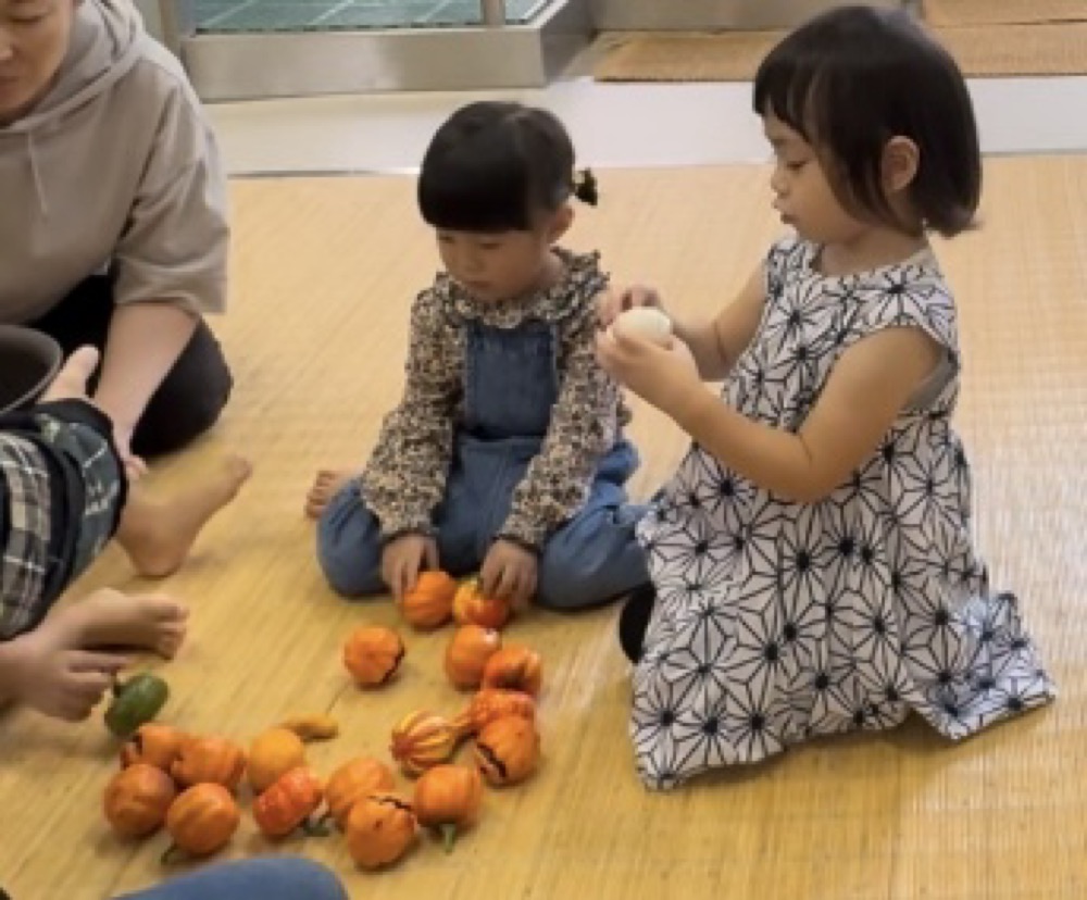 南区＆下京区の英語リトミックのハロウィンレッスン