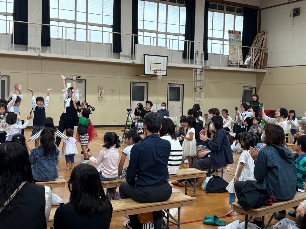京都市下京区の七条第三小学校にてピアノコンサート開催！