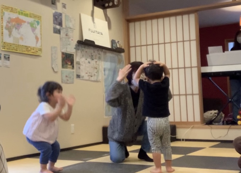 下京区＆南区の英語リトミック♪天の川で遊ぼレッスン