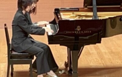 ピアノで世界を回る！マンボから鬼滅まで！誰もが楽しめる京都市七条第三小コンサート開催！