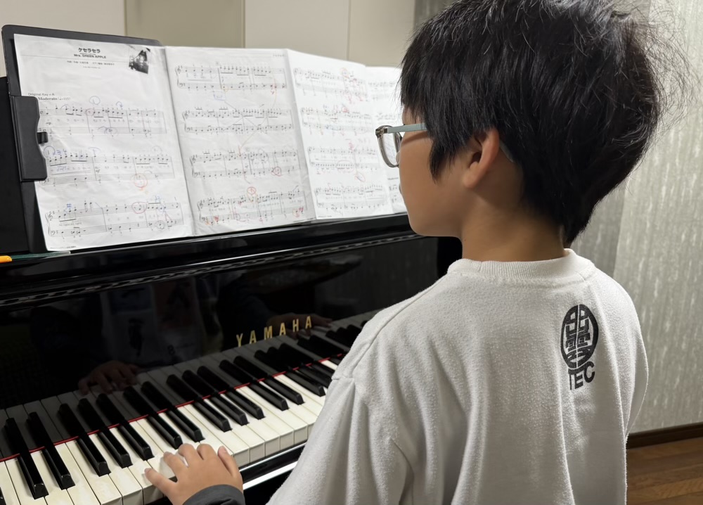 下京区＆南区のピアノ教室でクリスマスコンサートに向けて楽しく練習中！頑張ってます