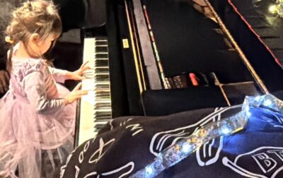 京都市ピアノ教室で４歳達の初めてのクリスマスコンサート開催！大きな勇気で見えた成長！