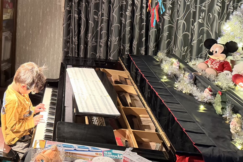 下京区＆南区のピアノ教室のクリスマスコンサート！４歳達の初めてのどきどきのステージ