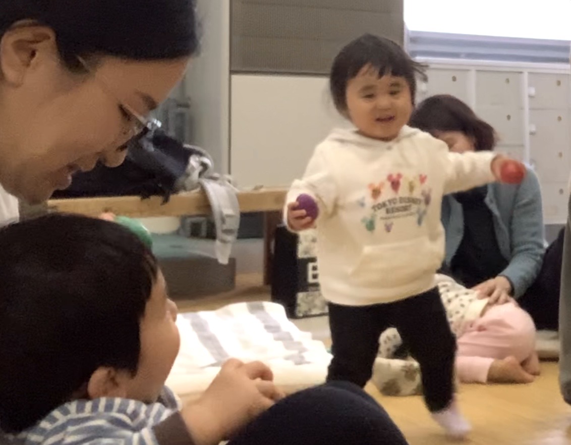 下京区&南区のベビーリトミック♪春を音楽に合わせながら楽しく表現!