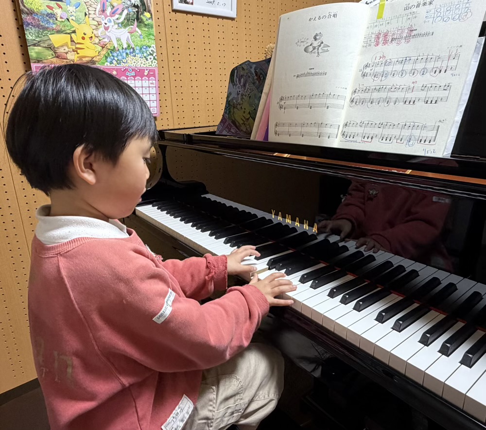 下京区＆南区のピアノ教室♪ 初めての発表会に向けてあきらめない！頑張ると５歳くん