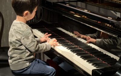 下京区＆南区のピアノ教室♪ピアノ発表会に向けて４歳くんの元気いっぱい大きな挑戦！