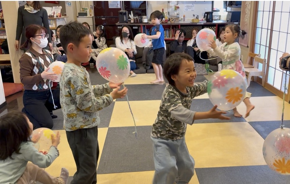 下京区＆南区のピアノ教室♪英語リトミッククラスからの笑顔の卒業！