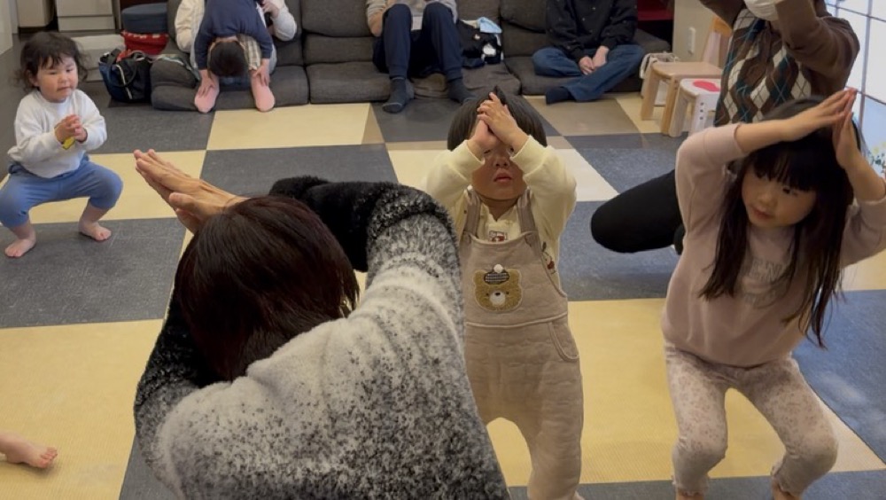 下京区＆南区の英語リトミック♪一生懸命に学ぶことは楽しい！と笑顔いっぱいのレッスン